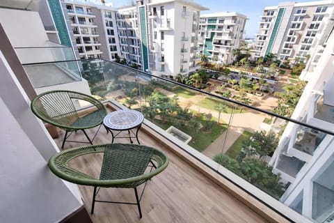 View (from property/room), Balcony/Terrace