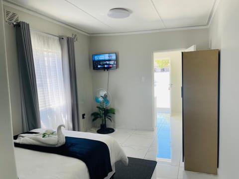 Bed, Bedroom, wardrobe