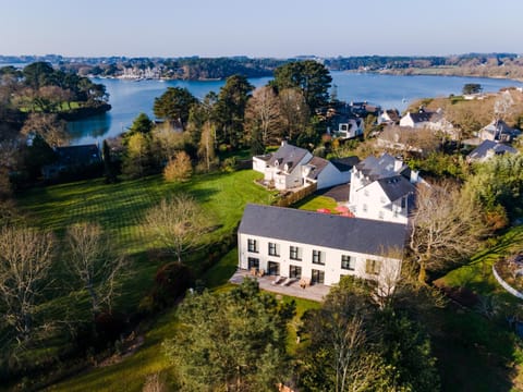 Property building, Bird's eye view