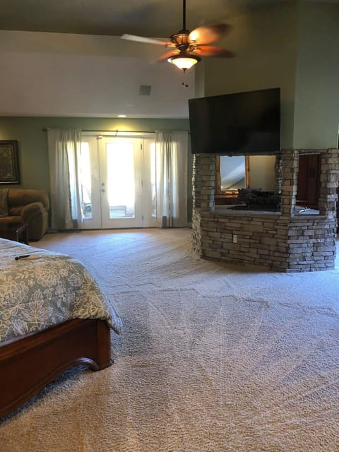 Splash in the Smokys ! Villa in Sevierville