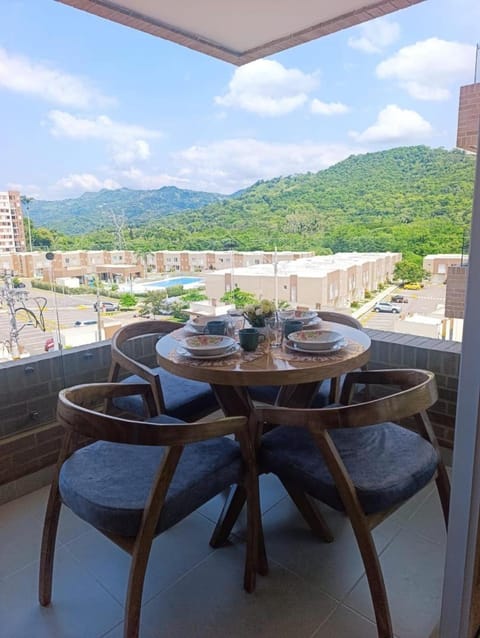 View (from property/room), Balcony/Terrace, Mountain view