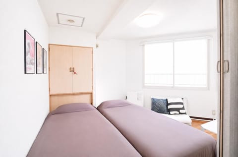 Bed, Living room, Bedroom