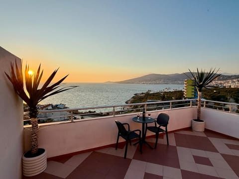 View (from property/room), Balcony/Terrace, Sea view, Sunset