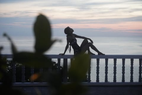 View (from property/room), Balcony/Terrace, Sea view, Sunset, group of guests