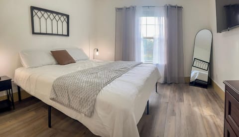 Home in La Porte near Sylvan Beach House in La Porte