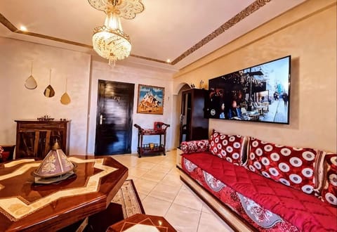 Communal lounge/ TV room, TV and multimedia, Living room, Seating area