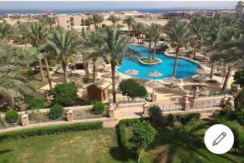 Garden, Pool view