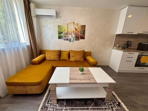 Апартамент Easy Lux 2 Apartment in Stara Zagora
