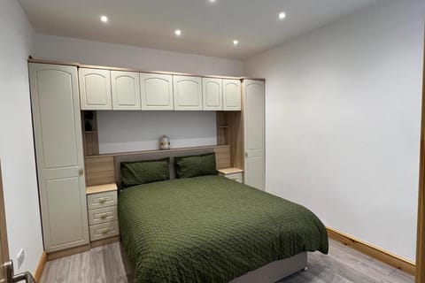 Bed, Bedroom, furniture