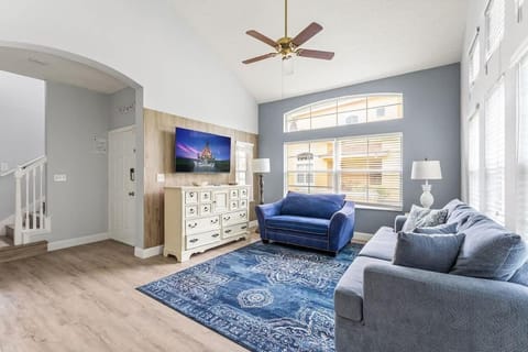 Communal lounge/ TV room, Living room