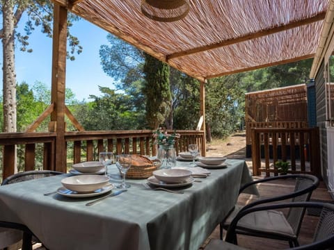 Balcony/Terrace, Dining area