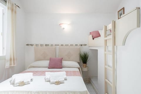 Carloforte - Jewel on the seafront promenade Apartment in Carloforte