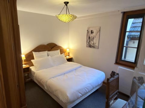 Bed, Night, Bedroom