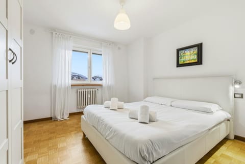 Hostdomus - Sky Alps Apartment in Sauze d'Oulx