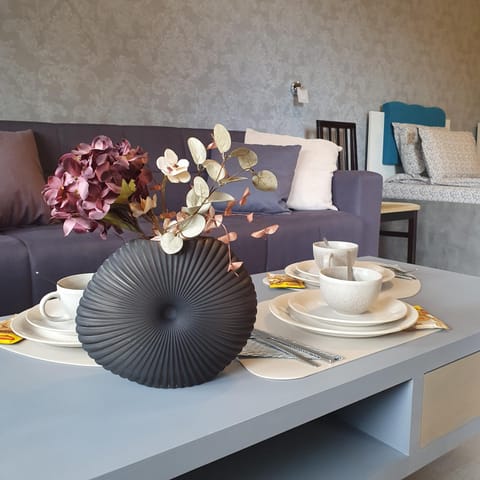 Coffee/tea facilities, Living room, Seating area