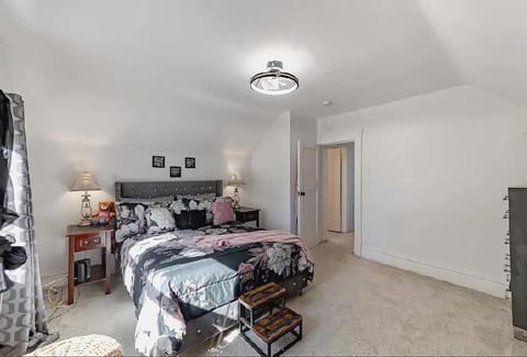 Private Rooms in a Spacious 4-Bedroom Home Vacation rental in Ozark Mountains