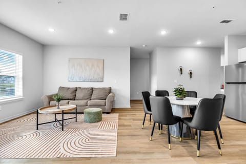 Peaceful 3BR Home Perfect for Professionals House in Florida