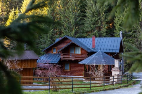 Property building, Spring, Day