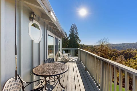 Lakeview Cabin Cabin in Crestline