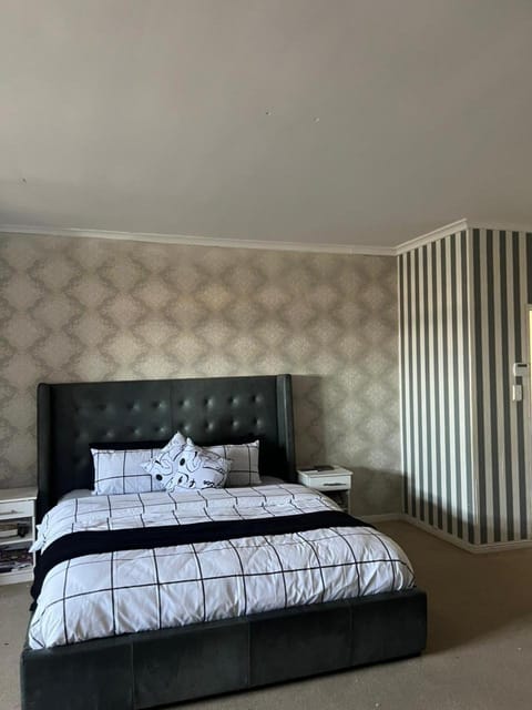 Sleep easy at Peperboom Vacation rental in Cape Town