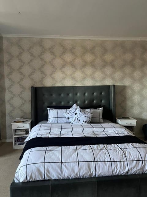 Sleep easy at Peperboom Vacation rental in Cape Town