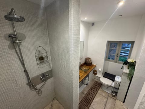 Auberge de la Croix du Pape Bed and Breakfast in Eze