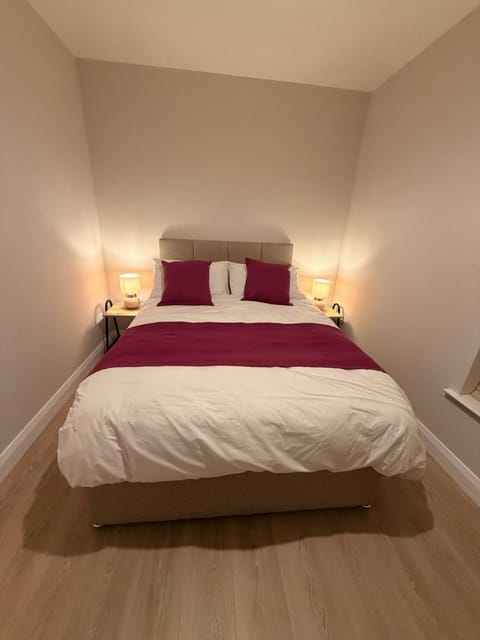 Modern Entire Home steps from the Train Station House in Newry