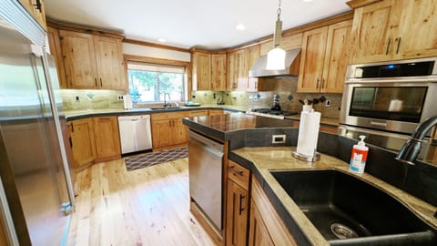 Yellow Pine 32 House in Sunriver