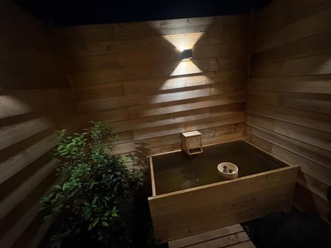 Bathroom, Open Air Bath