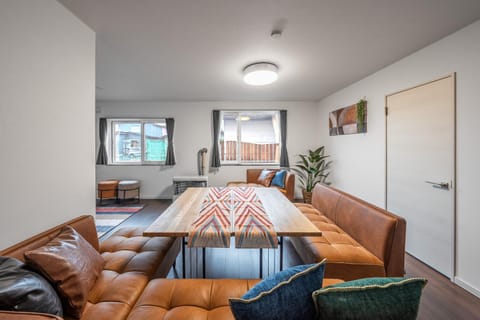 TV and multimedia, Living room, Dining area