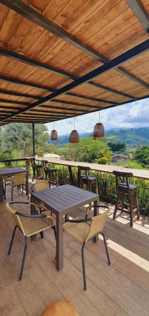 Balcony/Terrace, Mountain view