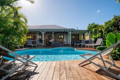 Patio, Swimming pool