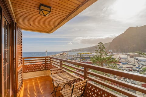 Natural landscape, Balcony/Terrace, Mountain view, Sea view