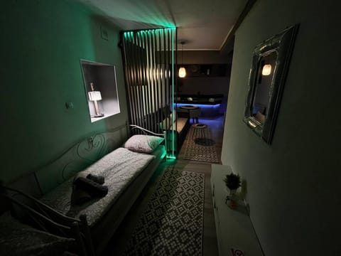 Seating area, Bedroom