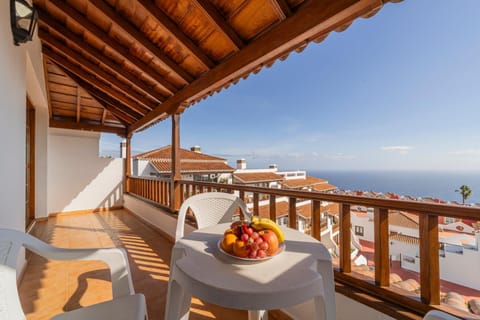 Natural landscape, Balcony/Terrace, Sea view