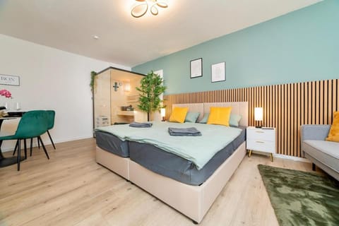Cozy Wellness Suite - Perfect for 5 Guests - Netflix Apartment in Cologne