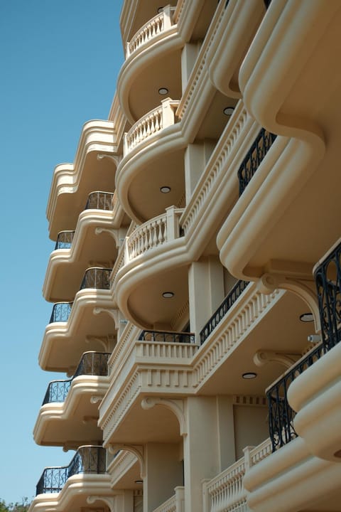 Property building, Balcony/Terrace