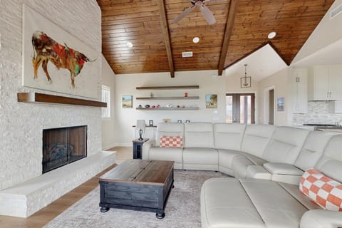 Sunset Hideaway House in Point Venture