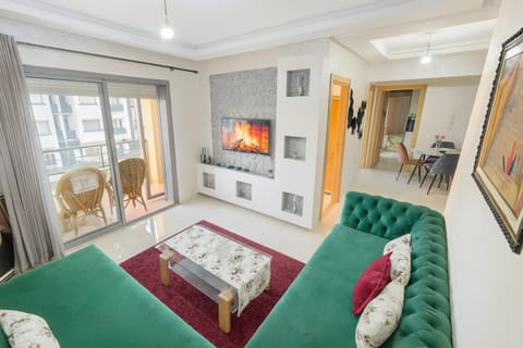Communal lounge/ TV room, Living room