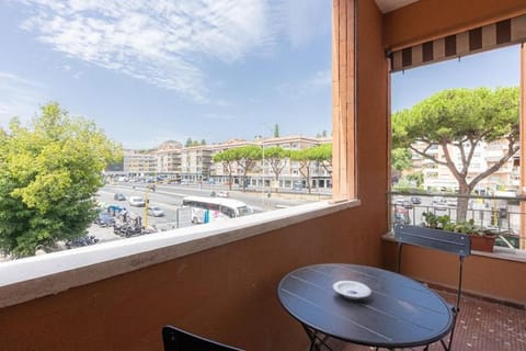 Vatican Luxury Flat 3 Suites with Kitchen Apartment in Rome