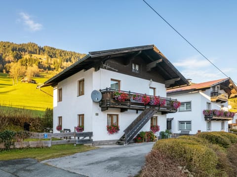 Property building, Summer