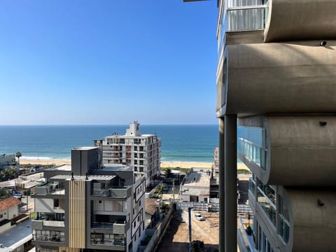 Bird's eye view, View (from property/room), City view, Sea view, Street view