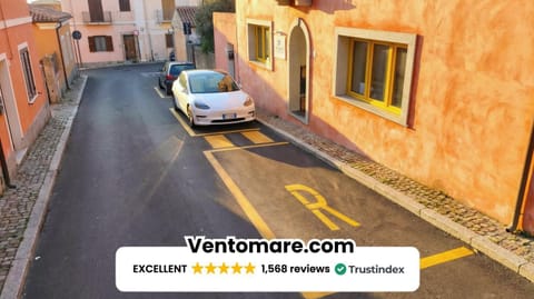 Day, Property logo or sign, Neighbourhood, Logo/Certificate/Sign, Text overlay, Street view, Location, Certificate/Award, Parking