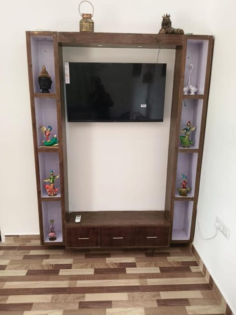 Green Farm House Retreat Villa in Jaipur