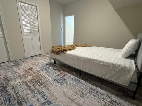 Luxury 12 Bedroom Villa Villa in Lake Lewisville