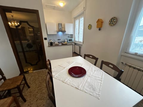 Casa di Lalla - Outlet Shopping & Beauty Apartment in Lombardy