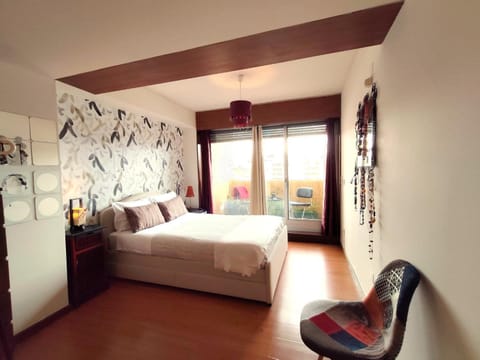 Bed, Photo of the whole room, Bedroom, City view