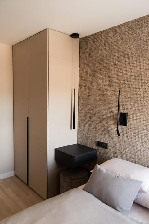 Bed, Bedroom, wardrobe