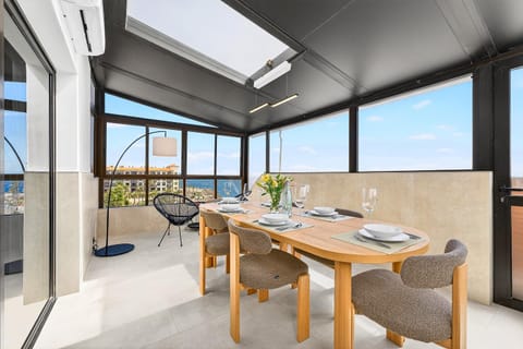 View (from property/room), Balcony/Terrace, Seating area, Dining area