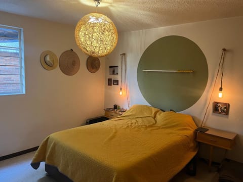 Cerca del centro de Coyoacán, Departamento planta baja con jardín Apartment in Mexico City